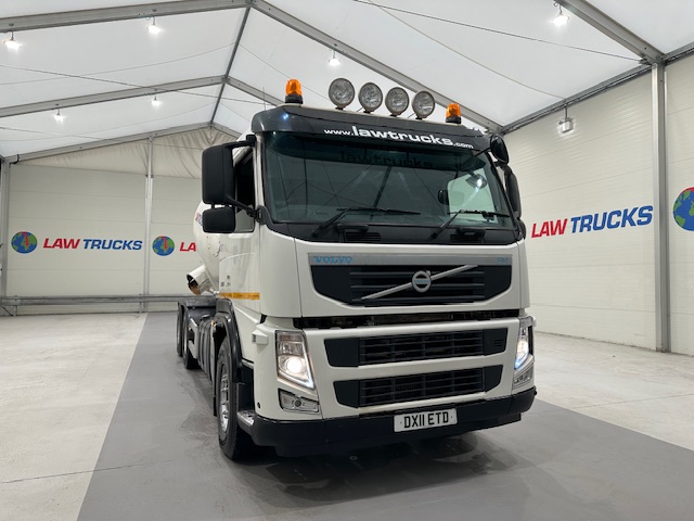 Volvo FM 330 6×4 Day Cab Cement Mixer