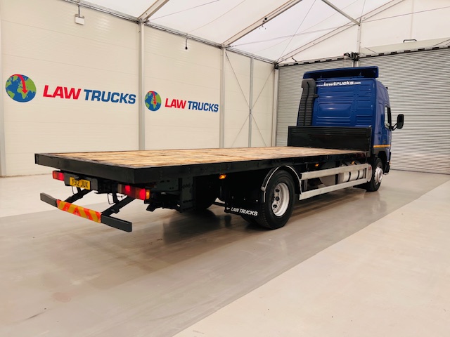 Volvo FM7 250 Globetrotter Flatbed