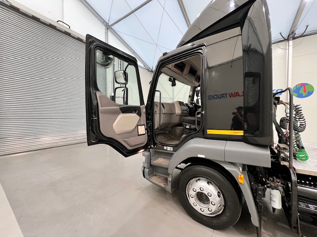 DAF LF 260 4×2 Rest Cab Tractor Unit