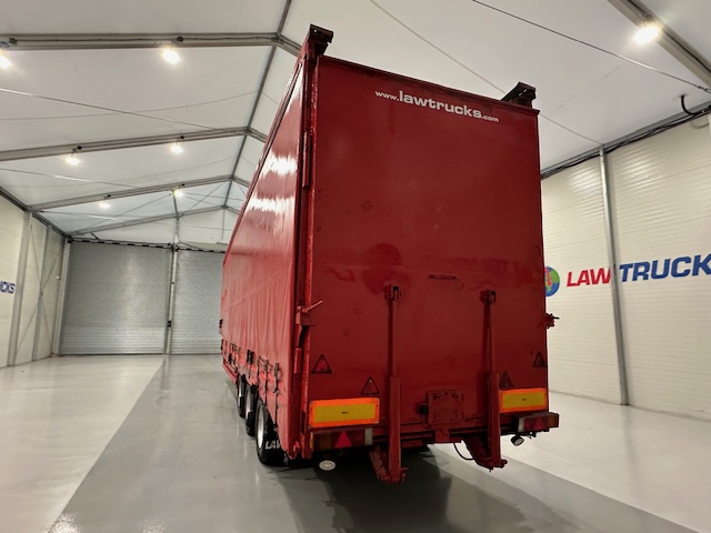 Kerbaid Miles Nunn Tri Axle Stepframe Enclosed Lowloader