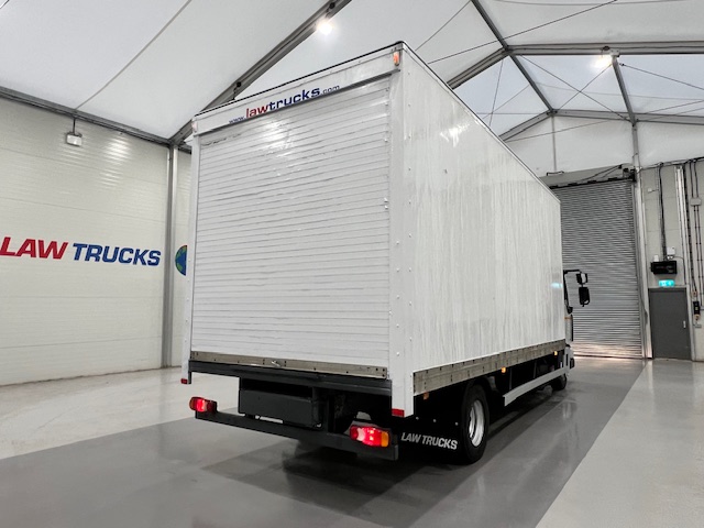 Renault Midlum 190 Sleeper Cab Box Van