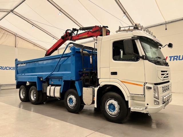 Volvo FM 460 8×4 Steel Tipper Grab