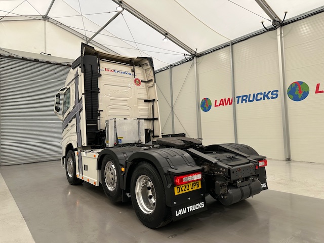 Volvo FH 500 6×2 Midlift Tractor Unit PTO
