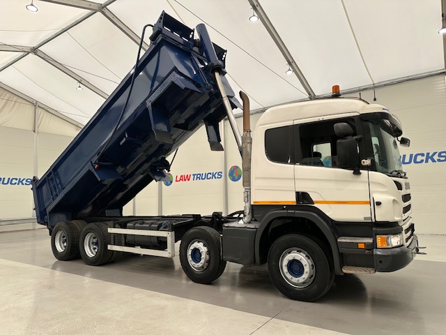 Scania P370 8×4 Sleeper Cab Tipper Manual