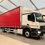 Mercedes Actros 1824 4×2 Sleeper Cab Curtainsider - thumbnail