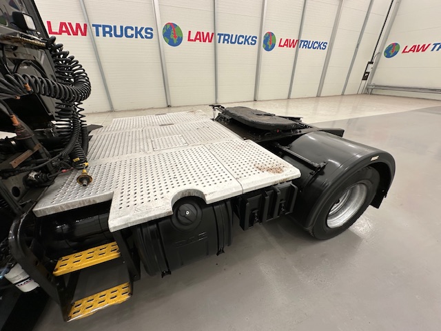 DAF LF 260 4×2 Rest Cab Tractor Unit