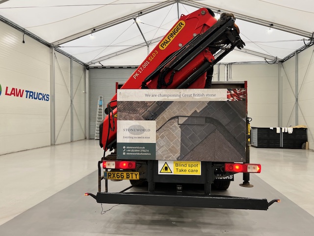 Renault C320 6×2 Day Cab Dropside with Crane