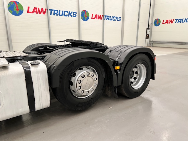 Volvo FH 500 6×2 Sleeper Cab Midlift Tractor Unit
