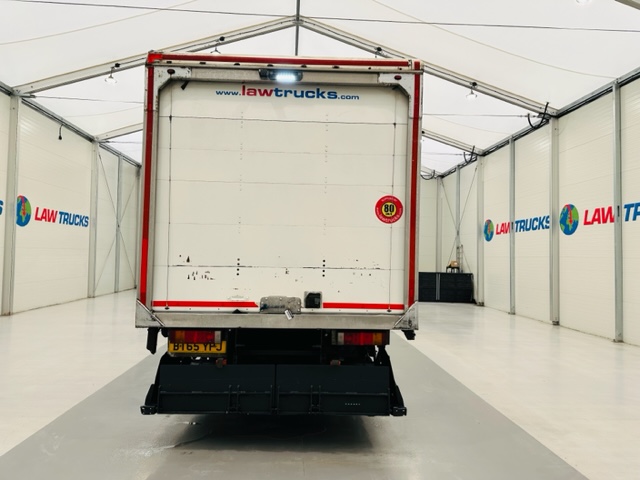 Iveco Stralis 310 AT 6×2 Box Van