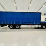 Volvo FM 300 6×2 Sleeper Cab Curtainsider - thumbnail