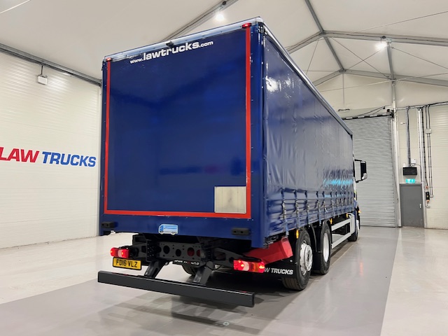 Mercedes Actros 2530 6×2 Sleeper Cab Curtainsider