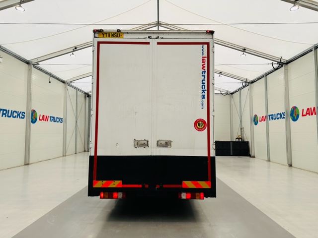 Mercedes 2543 6×2 10 Tyre Rear Lift Sleeper Cab Box Van