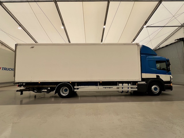 Scania P250 4×2 Sleeper Cab Fridge Box