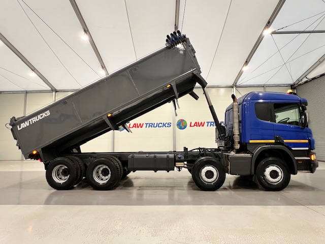 Scania P370 8×4 Sleeper Cab Tipper Manual