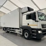 MAN TGS 26.320 6×2 Sleeper Cab Fridge Box - thumbnail