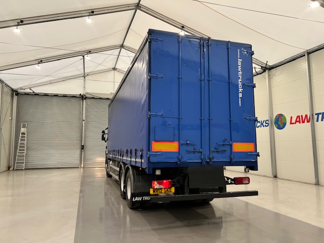 Scania G440 6×2 10 Tyre Sleeper Cab Curtainsider
