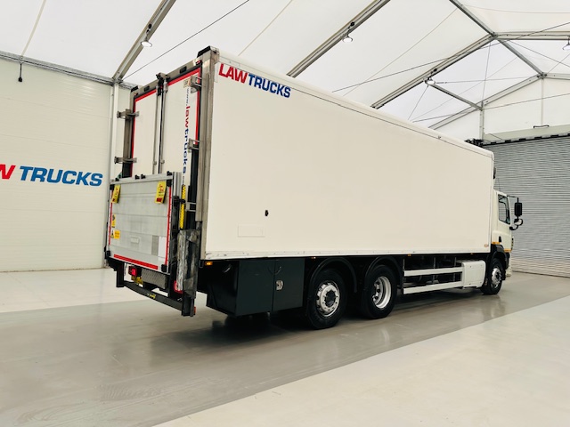 DAF CF 290 6×2 Rear Steer Fridge Box