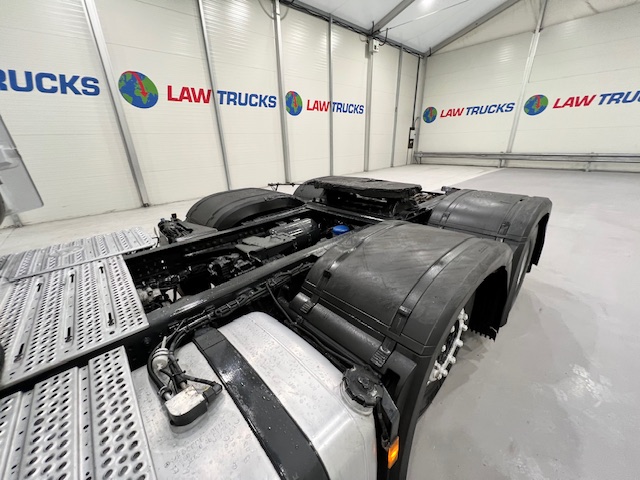 Mercedes Actros 2545 6×2 Midlift Tractor Unit