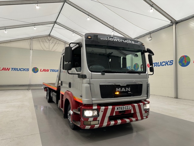 MAN TGL 12.220 Crew Cab Tilt and Slide