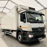 Mercedes Actros 2532 6×2 Rear Lift Day Cab Fridge Box - thumbnail