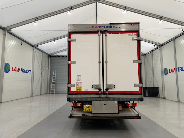 Mercedes Antos 1827 Day Cab Fridge Box