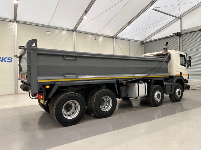 Scania P400 8×4 Rest Cab Steel Tipper
