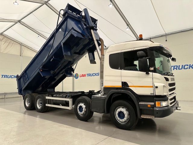 Scania P370 8×4 Sleeper Cab Tipper Manual