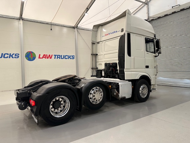 DAF XF 530 6×2 Midlift Tractor Unit