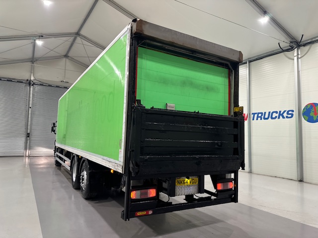 Scania P280 6×2 Rear Lift Day Cab Fridge Box