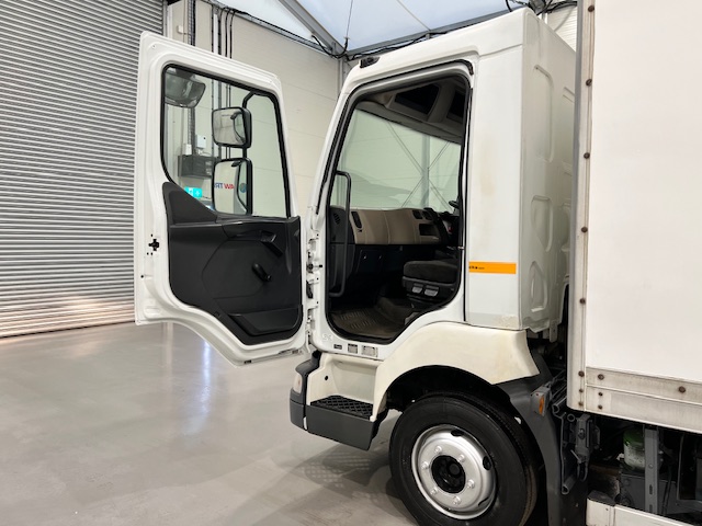 Renault Midlum 190 Day Cab Box Van