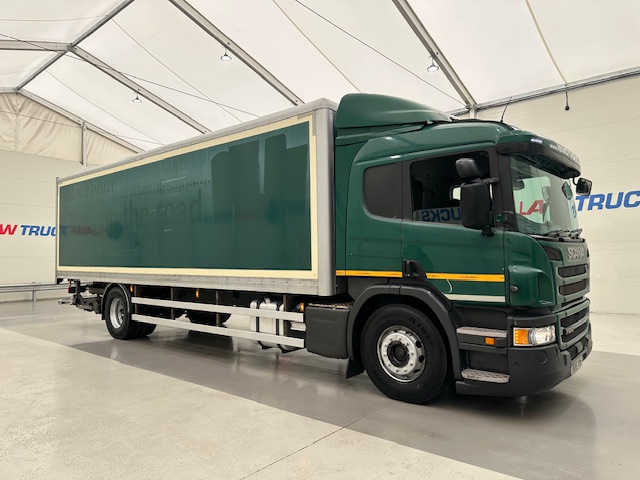 Scania P250 4×2 Sleeper Cab Box Van