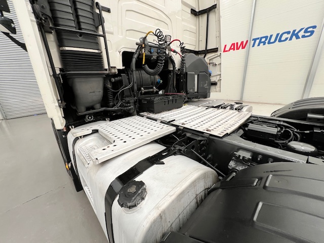 Volvo FH 500 6×2 Sleeper Cab Midlift Tractor Unit