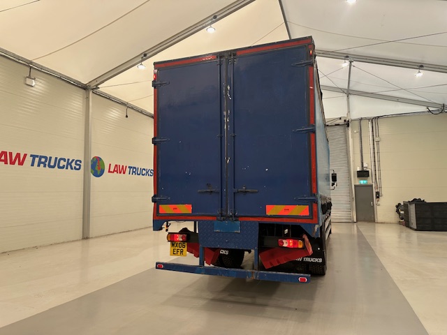DAF CF65 220 Sleeper Cab Curtainsider Manual
