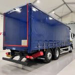 Mercedes Actros 2530 6×2 Sleeper Cab Curtainsider - thumbnail