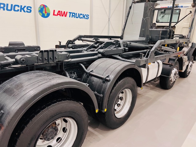 DAF CF85 360 8×4 Day Cab Hookloader Manual