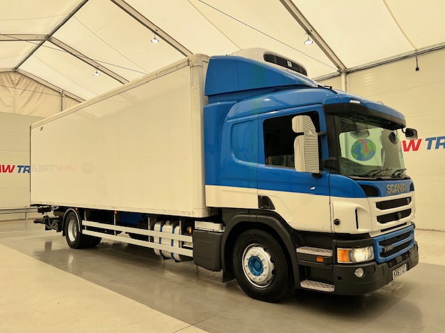 Scania P250 4×2 Sleeper Cab Fridge Box