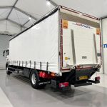 MAN TGM 18.250 4×2 Sleeper Cab Curtainsider - thumbnail
