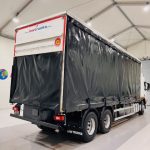 Volvo FM9 260 10 Tyre Sleeper Cab Curtainsider - thumbnail
