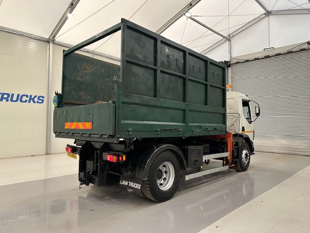 DAF LF55 220 4×2 Steel Tipper Grab Manual