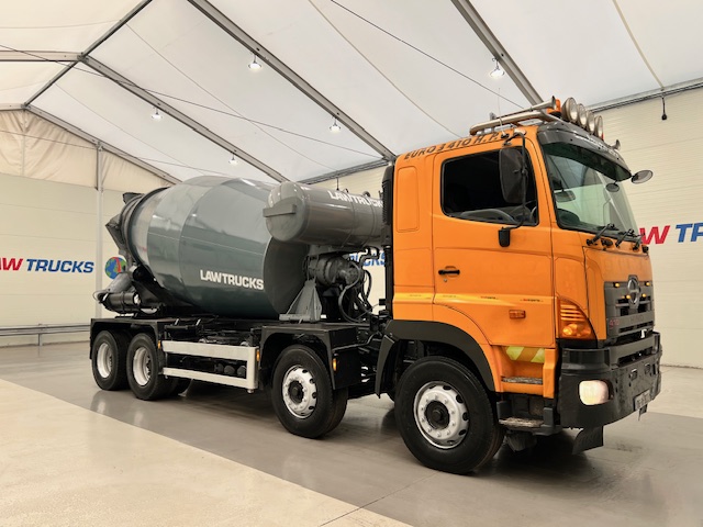 Hino 700 3241 8×4 Cement Mixer