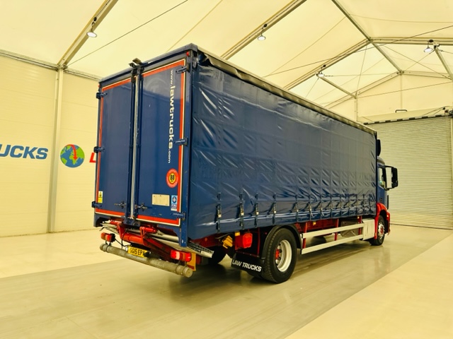 Mercedes Actros 1824 Day Cab Curtainsider