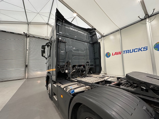 Scania R450 6×2 Midlift Highline Tractor Unit