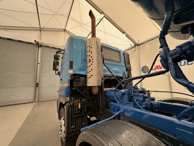 Hino 700 4123 8×4 Cement Mixer