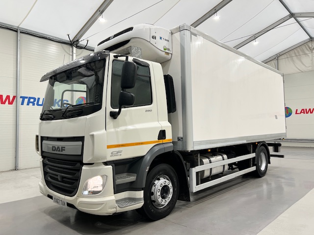 DAF CF 260 4×2 Day Cab Fridge Box