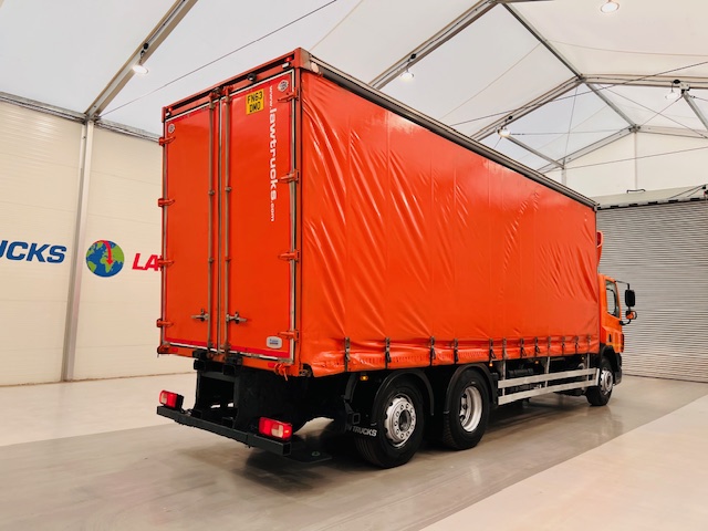 DAF CF75 310 6×2 Rear Lift Day Cab Curtainsider