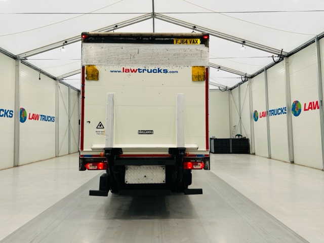 DAF CF75 310 6×2 Rear Lift Sleeper Cab Curtainsider