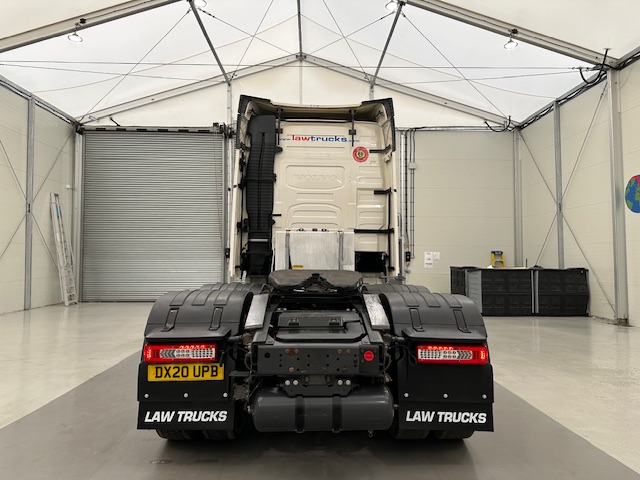 Volvo FH 500 6×2 Midlift Tractor Unit PTO