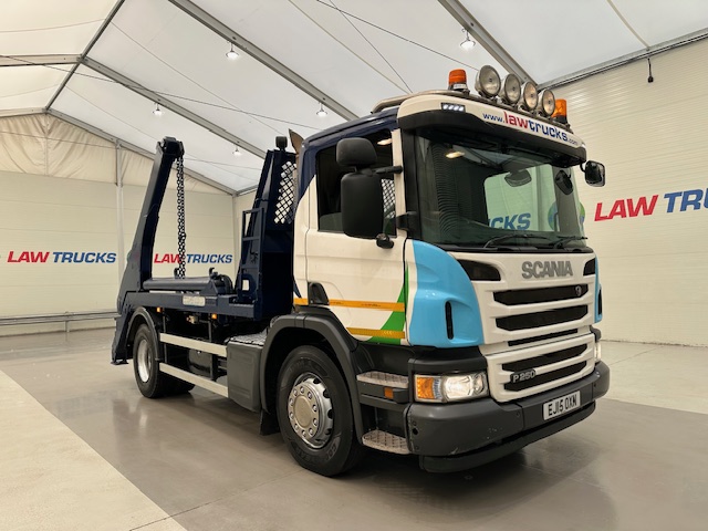 Scania P250 4×2 Day Cab Skip Loader