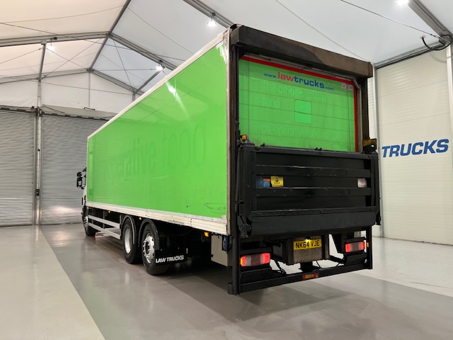 Scania P280 6×2 Rear Lift Day Cab Fridge Box