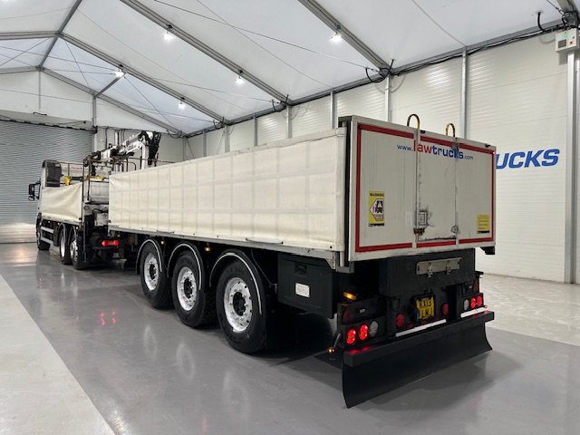 Volvo FM 450 Dropside Brick Grab Drawbar